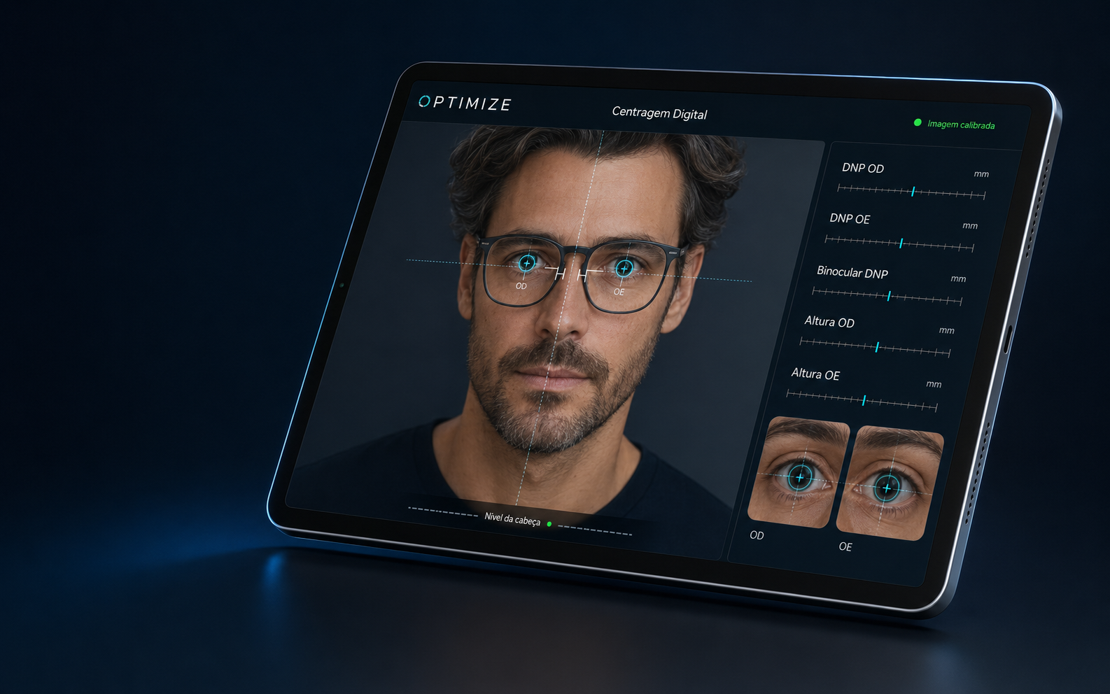 Centragem Digital da Optimize em tablet: captura facial com marcação das pupilas, DNP monocular e binocular e altura de montagem.